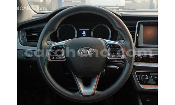 Ra Imported Hyundai Sonata funfun Ọkọ̀ in Import - Dubai ni Ashanti Ra Imported Hyundai Sonata funfun Ọkọ̀ in Import - Dubai ni Ashanti
