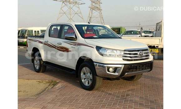 Ra Imported Toyota Hilux funfun Ọkọ̀ in Import - Dubai ni Ashanti Ra Imported Toyota Hilux funfun Ọkọ̀ in Import - Dubai ni Ashanti