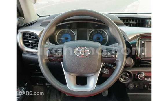 Ra Imported Toyota Hilux funfun Ọkọ̀ in Import - Dubai ni Ashanti Ra Imported Toyota Hilux funfun Ọkọ̀ in Import - Dubai ni Ashanti