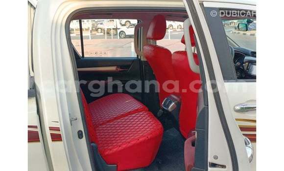 Ra Imported Toyota Hilux funfun Ọkọ̀ in Import - Dubai ni Ashanti Ra Imported Toyota Hilux funfun Ọkọ̀ in Import - Dubai ni Ashanti