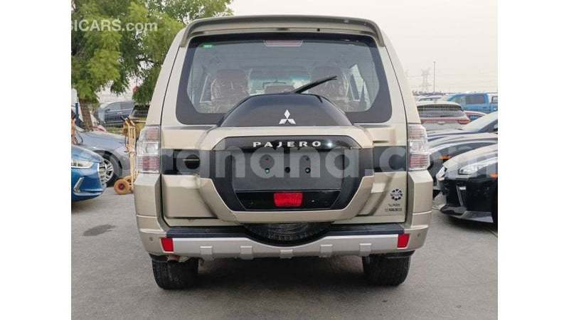 Big with watermark mitsubishi pajero ashanti import dubai 55325