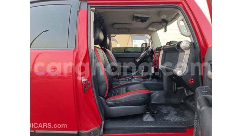 Big with watermark toyota fj cruiser ashanti import dubai 55326