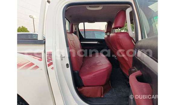 Buy Import Toyota Hilux White Car in Import - Dubai in Ashanti Buy Import Toyota Hilux White Car in Import - Dubai in Ashanti