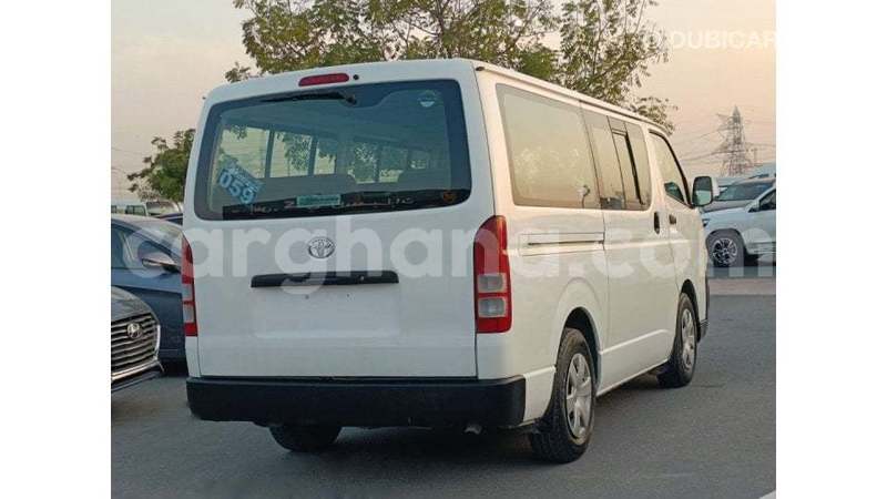 Big with watermark toyota hiace ashanti import dubai 55335