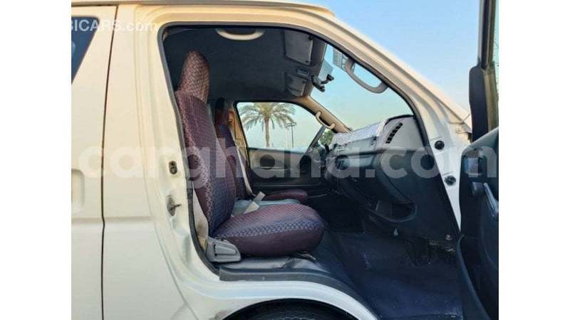 Big with watermark toyota hiace ashanti import dubai 55335