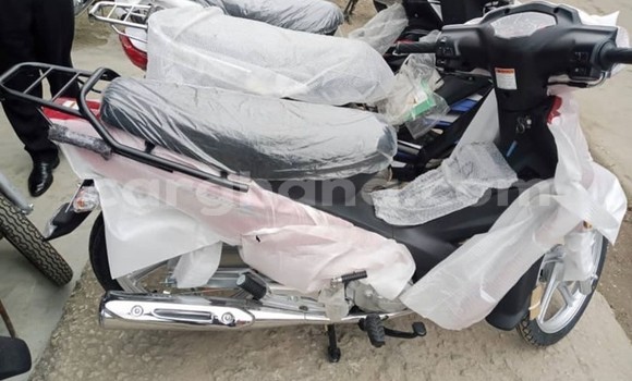 Ra Àlòkù Hyosung Exceed Black Mọto in Sekondi–Takoradi Metropolitan ni Oorun Ra Àlòkù Hyosung Exceed Black Mọto in Sekondi–Takoradi Metropolitan ni Oorun