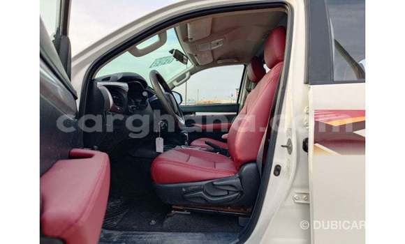 Ra Imported Toyota Hilux funfun Ọkọ̀ in Import - Dubai ni Ashanti Ra Imported Toyota Hilux funfun Ọkọ̀ in Import - Dubai ni Ashanti
