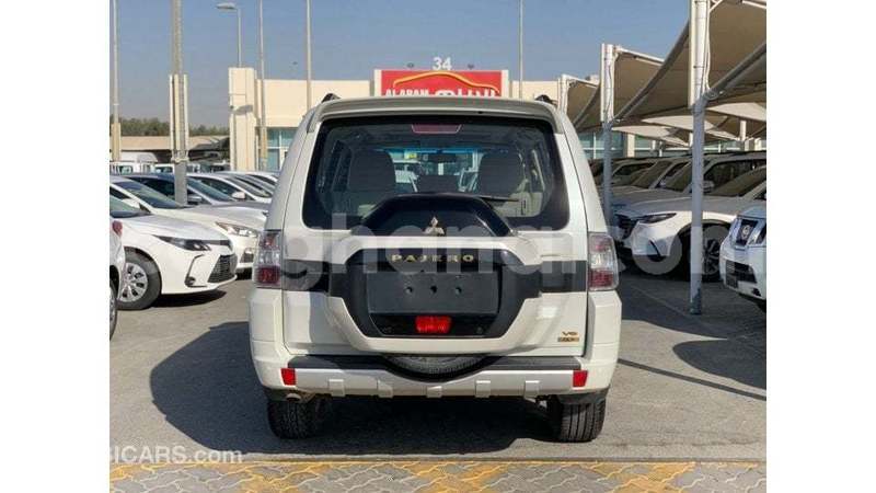 Big with watermark mitsubishi pajero ashanti import dubai 55350