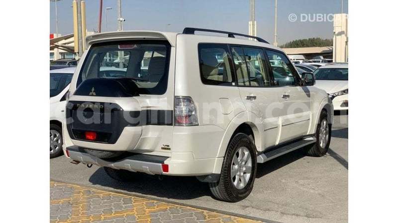 Big with watermark mitsubishi pajero ashanti import dubai 55350