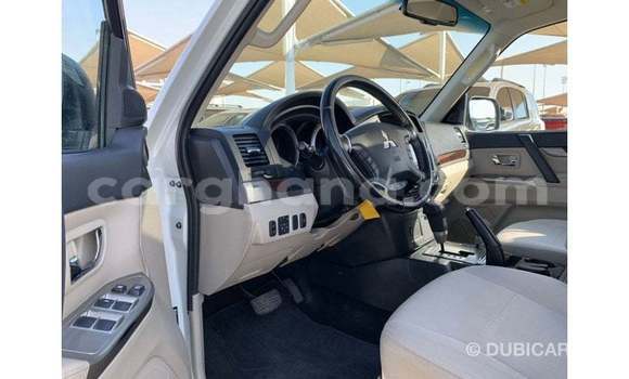 Ra Imported Mitsubishi Pajero funfun Ọkọ̀ in Import - Dubai ni Ashanti Ra Imported Mitsubishi Pajero funfun Ọkọ̀ in Import - Dubai ni Ashanti