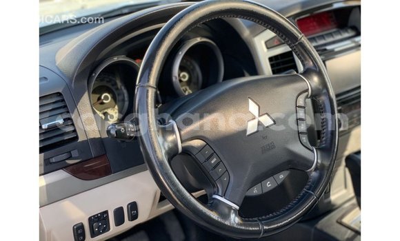 Ra Imported Mitsubishi Pajero funfun Ọkọ̀ in Import - Dubai ni Ashanti Ra Imported Mitsubishi Pajero funfun Ọkọ̀ in Import - Dubai ni Ashanti