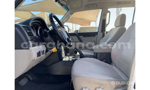 Ra Imported Mitsubishi Pajero funfun Ọkọ̀ in Import - Dubai ni Ashanti Ra Imported Mitsubishi Pajero funfun Ọkọ̀ in Import - Dubai ni Ashanti