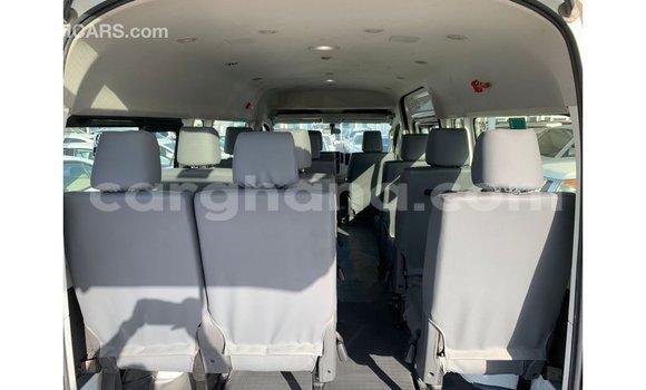 Sayi Imported Toyota Hiace White Mota in Import - Dubai a Ashanti Sayi Imported Toyota Hiace White Mota in Import - Dubai a Ashanti