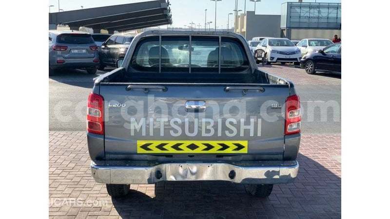 Big with watermark mitsubishi l200 ashanti import dubai 55352