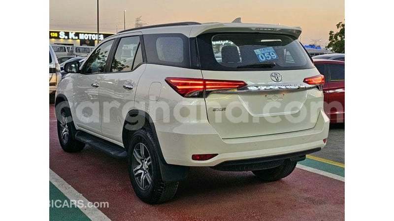 Big with watermark toyota fortuner ashanti import dubai 55354