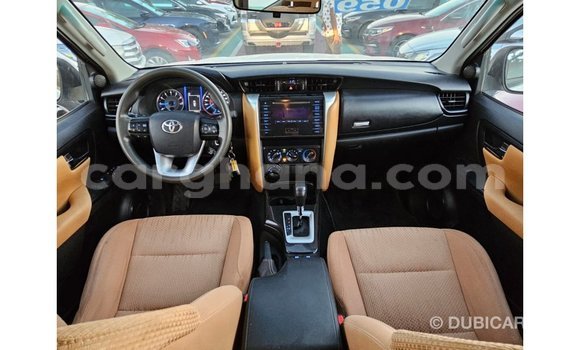 Ra Imported Toyota Fortuner funfun Ọkọ̀ in Import - Dubai ni Ashanti Ra Imported Toyota Fortuner funfun Ọkọ̀ in Import - Dubai ni Ashanti