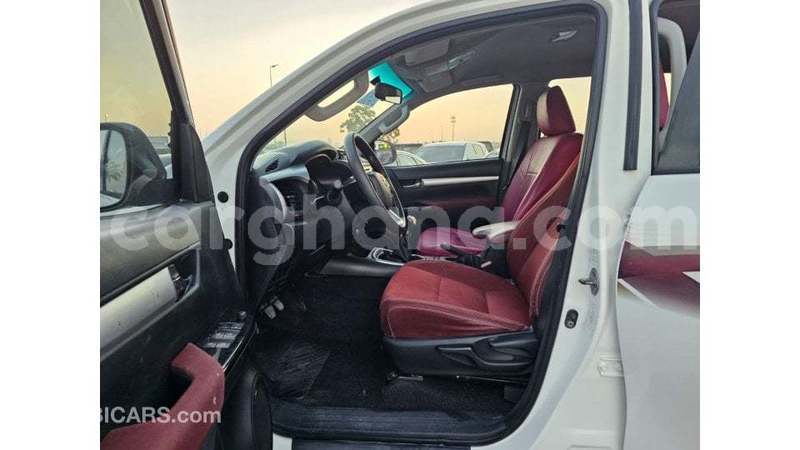 Big with watermark toyota hilux ashanti import dubai 55356