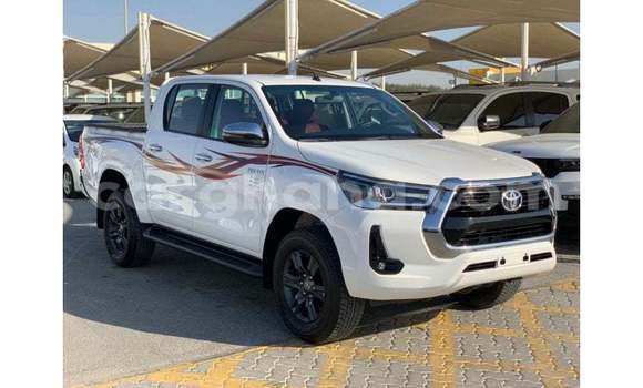 Ra Imported Toyota Hilux funfun Ọkọ̀ in Import - Dubai ni Ashanti Ra Imported Toyota Hilux funfun Ọkọ̀ in Import - Dubai ni Ashanti