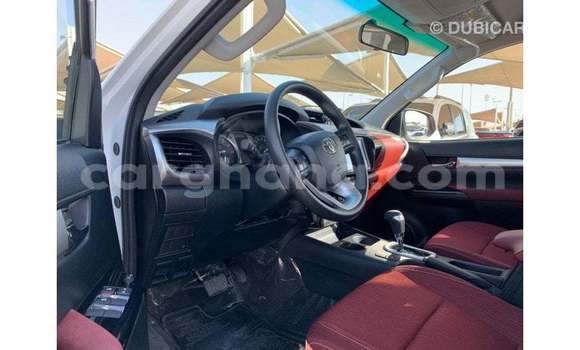 Ra Imported Toyota Hilux funfun Ọkọ̀ in Import - Dubai ni Ashanti Ra Imported Toyota Hilux funfun Ọkọ̀ in Import - Dubai ni Ashanti