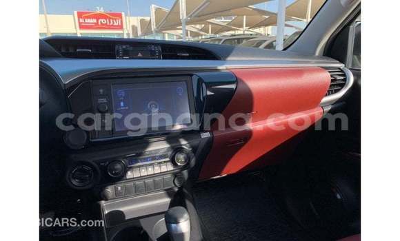 Ra Imported Toyota Hilux funfun Ọkọ̀ in Import - Dubai ni Ashanti Ra Imported Toyota Hilux funfun Ọkọ̀ in Import - Dubai ni Ashanti