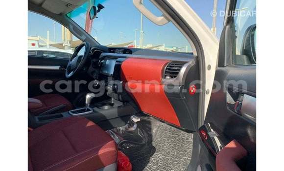 Ra Imported Toyota Hilux funfun Ọkọ̀ in Import - Dubai ni Ashanti Ra Imported Toyota Hilux funfun Ọkọ̀ in Import - Dubai ni Ashanti