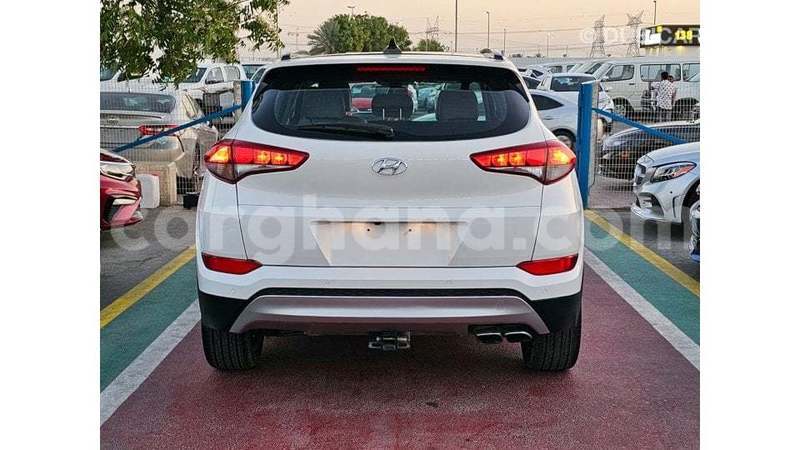 Big with watermark hyundai tucson ashanti import dubai 55364