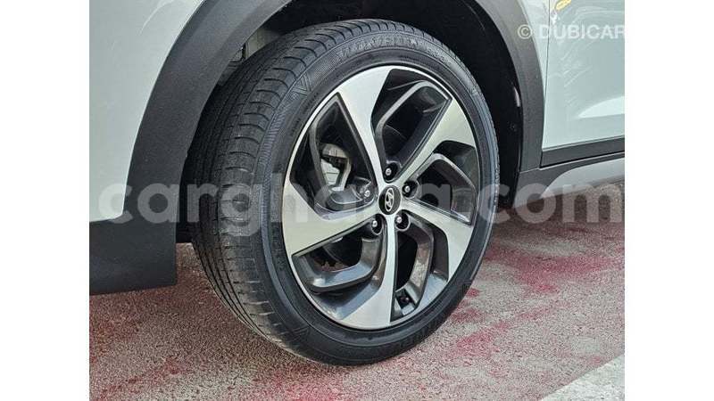 Big with watermark hyundai tucson ashanti import dubai 55364