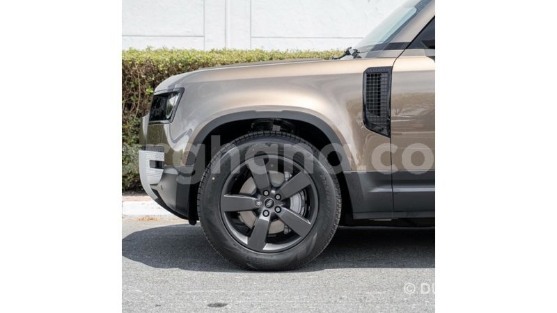 Big with watermark land rover defender ashanti import dubai 55380