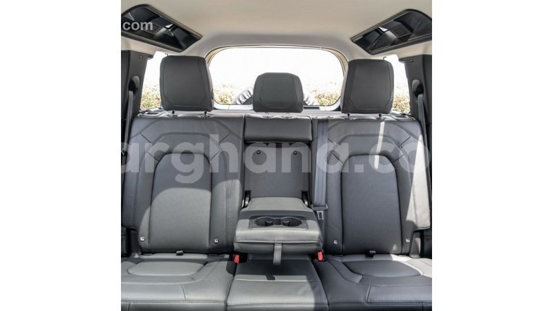 Big with watermark land rover defender ashanti import dubai 55380