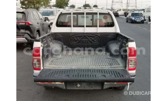 Ra Imported Toyota Hilux funfun Ọkọ̀ in Import - Dubai ni Ashanti Ra Imported Toyota Hilux funfun Ọkọ̀ in Import - Dubai ni Ashanti