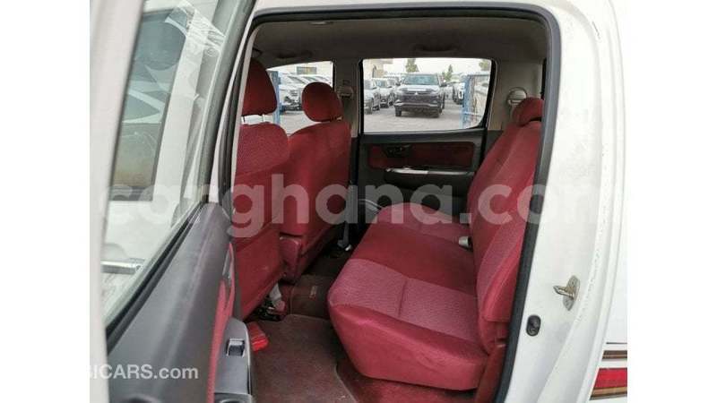 Big with watermark toyota hilux ashanti import dubai 55385