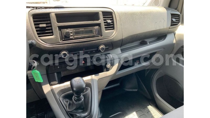 Big with watermark peugeot expert ashanti import dubai 55397