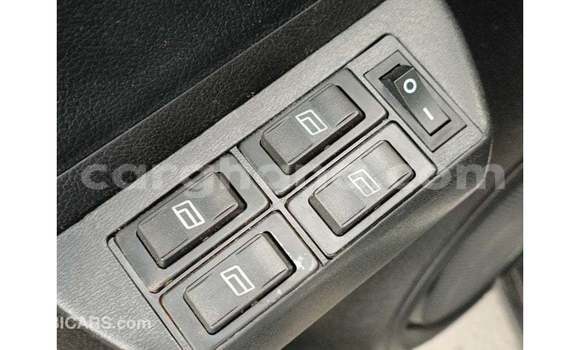 Buy Import Toyota Hilux White Car in Import - Dubai in Ashanti Buy Import Toyota Hilux White Car in Import - Dubai in Ashanti