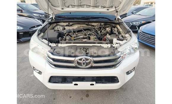 Buy Import Toyota Hilux White Car in Import - Dubai in Ashanti Buy Import Toyota Hilux White Car in Import - Dubai in Ashanti