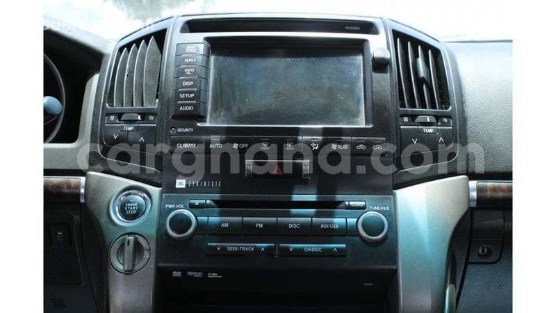 Big with watermark toyota land cruiser ashanti import dubai 55419