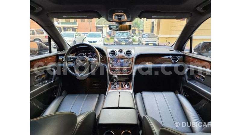 Big with watermark bentley bentayga ashanti import dubai 55430