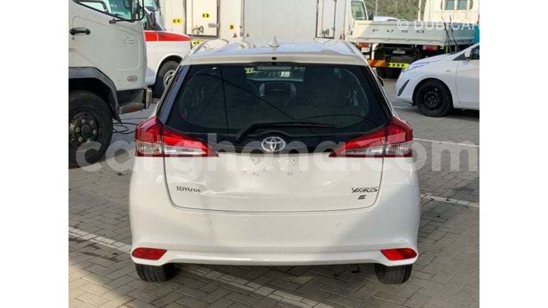 Big with watermark toyota yaris ashanti import dubai 55432