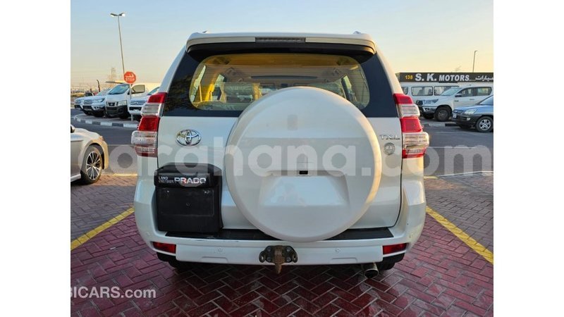 Big with watermark toyota prado ashanti import dubai 55439