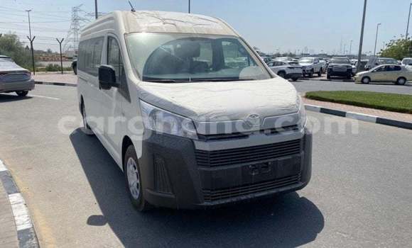 Buy Import Toyota Hiace White Car in Import - Dubai in Ashanti