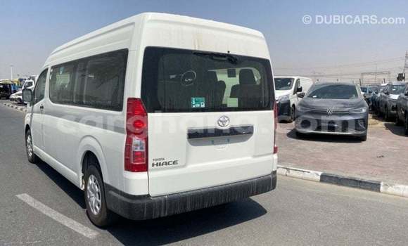 Buy Import Toyota Hiace White Car in Import - Dubai in Ashanti Buy Import Toyota Hiace White Car in Import - Dubai in Ashanti