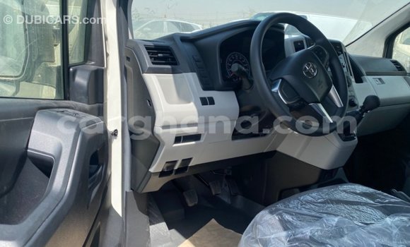 Buy Import Toyota Hiace White Car in Import - Dubai in Ashanti Buy Import Toyota Hiace White Car in Import - Dubai in Ashanti