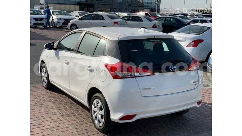 Big with watermark toyota yaris ashanti import dubai 55452