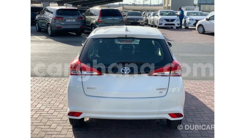 Big with watermark toyota yaris ashanti import dubai 55452