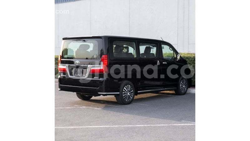 Big with watermark toyota granvia ashanti import dubai 55474