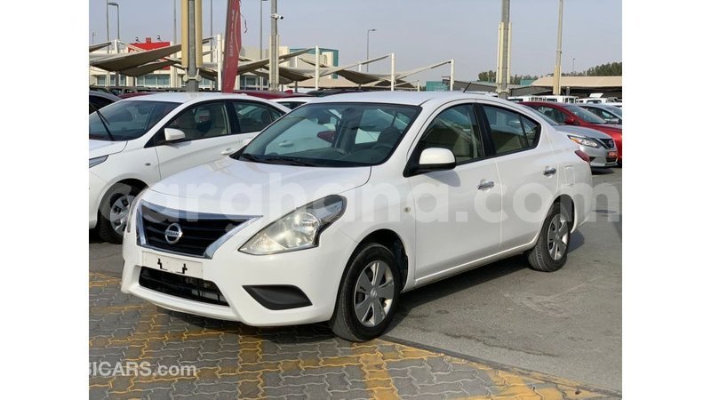 Big with watermark nissan sunny ashanti import dubai 55482