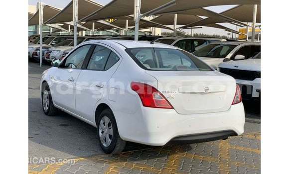 Ra Imported Nissan Sunny funfun Ọkọ̀ in Import - Dubai ni Ashanti Ra Imported Nissan Sunny funfun Ọkọ̀ in Import - Dubai ni Ashanti