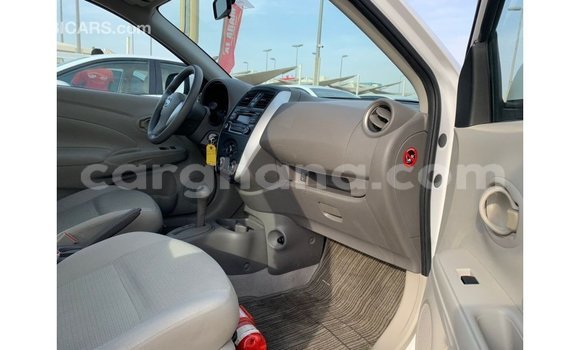 Ra Imported Nissan Sunny funfun Ọkọ̀ in Import - Dubai ni Ashanti Ra Imported Nissan Sunny funfun Ọkọ̀ in Import - Dubai ni Ashanti