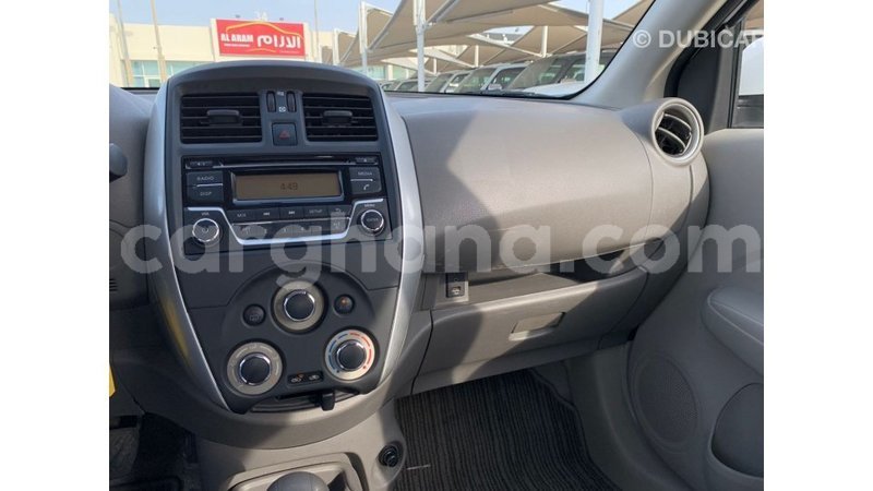 Big with watermark nissan sunny ashanti import dubai 55482