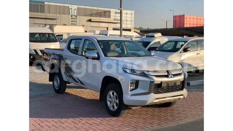 Big with watermark mitsubishi l200 ashanti import dubai 55483