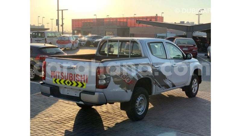 Big with watermark mitsubishi l200 ashanti import dubai 55483